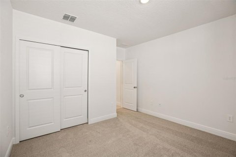 House in Lady Lake, Florida 4 bedrooms, 184.69 sq.m. № 2096766 - photo 24