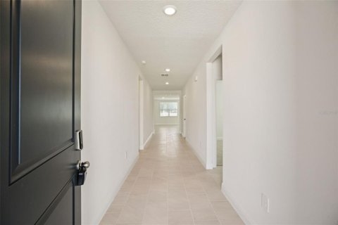 House in Lady Lake, Florida 4 bedrooms, 184.69 sq.m. № 2096766 - photo 6