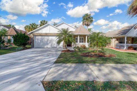 House in Ormond Beach, Florida 3 bedrooms, 151.43 sq.m. № 1737289 - photo 3