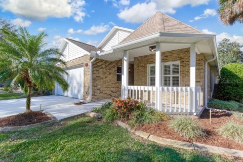 House in Ormond Beach, Florida 3 bedrooms, 151.43 sq.m. № 1737289 - photo 5