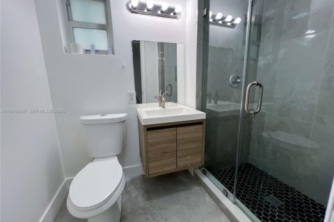 Купить виллу или дом в Майами, Флорида 3 спальни, 89.74м2, № 2049684 - фото 8