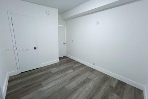 Купить виллу или дом в Майами, Флорида 3 спальни, 89.74м2, № 2049684 - фото 13