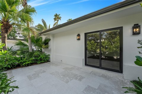 House in Key Biscayne, Florida 4 bedrooms, 299.24 sq.m. № 1635611 - photo 27