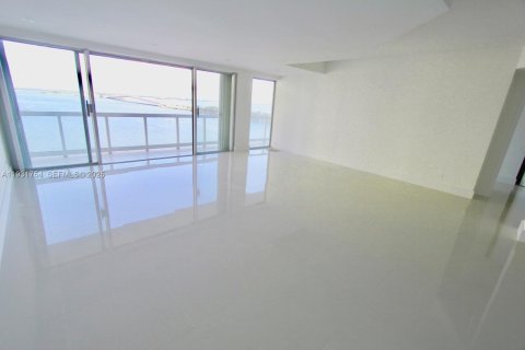 Снять в аренду кондоминиум в Майами, Флорида 3 спальни, 158.21м2, № 1991356 - фото 10