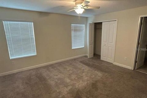 Adosado en alquiler en Kissimmee, Florida, 4 dormitorios, 177.81 m2 № 1919337 - foto 6