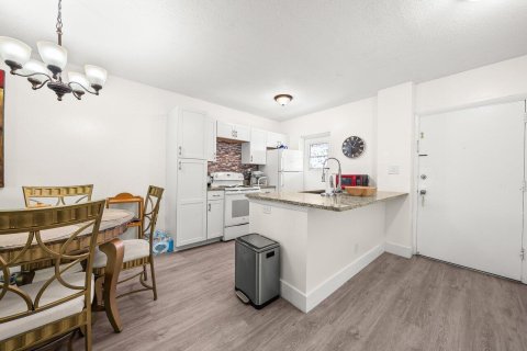 Copropriété à vendre à Boynton Beach, Floride: 2 chambres, 67.73 m2 № 2242114 - photo 6