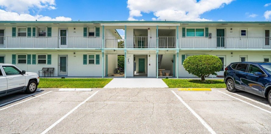 Condo à Boynton Beach, Floride, 2 chambres № 2242114