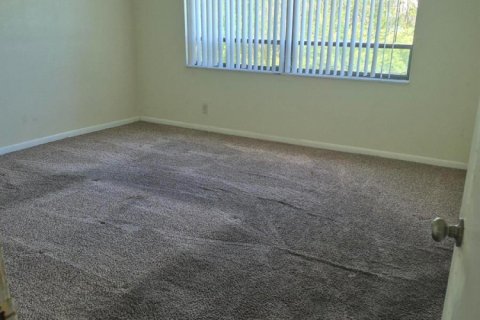 Condo in West Palm Beach, Florida, 2 bedrooms № 2183971 - photo 6