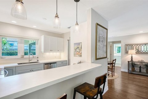 Casa en venta en Sarasota, Florida, 3 dormitorios, 136.47 m2 № 2150622 - foto 11