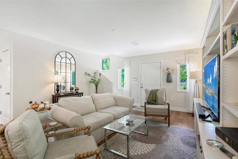 Casa en venta en Sarasota, Florida, 3 dormitorios, 136.47 m2 № 2150622 - foto 6