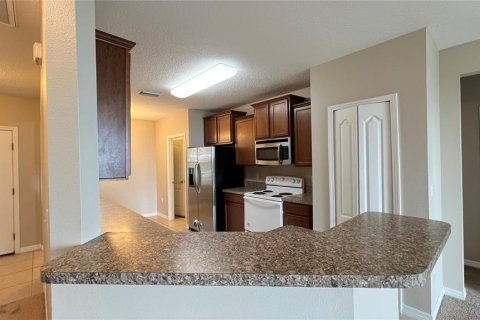 Casa en alquiler en Haines City, Florida, 4 dormitorios, 139.45 m2 № 1912918 - foto 15