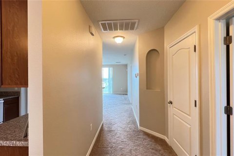 Casa en alquiler en Haines City, Florida, 4 dormitorios, 139.45 m2 № 1912918 - foto 6