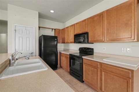 House in Hudson, Florida 2 bedrooms, 141.58 sq.m. № 2196282 - photo 8