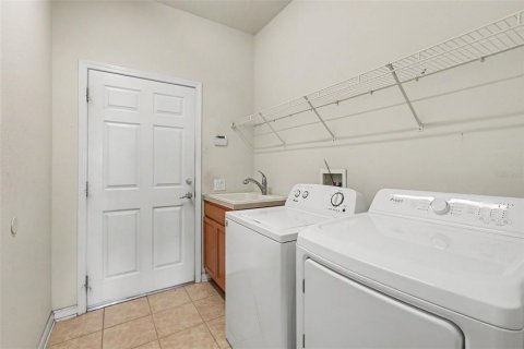 House in Hudson, Florida 2 bedrooms, 141.58 sq.m. № 2196282 - photo 24