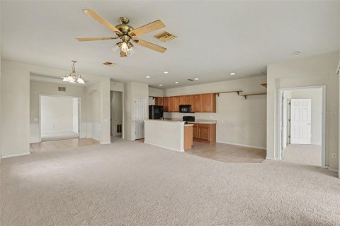 House in Hudson, Florida 2 bedrooms, 141.58 sq.m. № 2196282 - photo 5