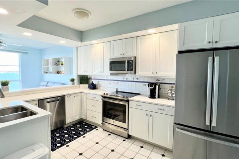 Copropriété à louer à Saint Petersburg, Floride: 2 chambres, 140.84 m2 № 1747378 - photo 24