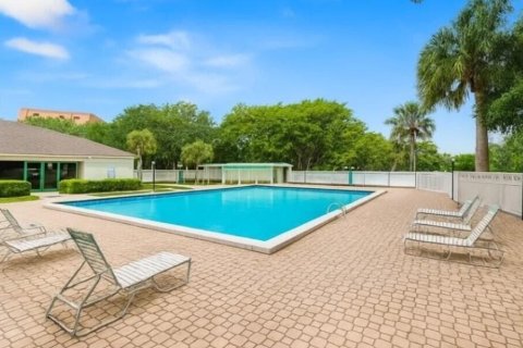 Condo in Davie, Florida, 2 bedrooms № 2246555 - photo 28