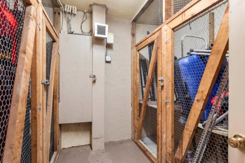 Condo in Davie, Florida, 2 bedrooms № 2246555 - photo 22
