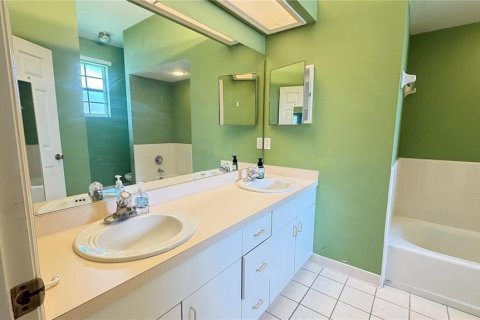 Casa en venta en Winter Haven, Florida, 3 dormitorios, 155.7 m2 № 2205468 - foto 11
