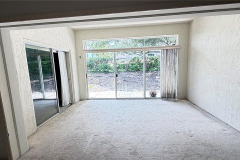 Casa en venta en Winter Haven, Florida, 3 dormitorios, 155.7 m2 № 2205468 - foto 4