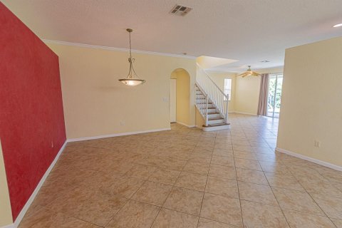 Casa en venta en Port St. Lucie, Florida, 5 dormitorios, 257.53 m2 № 2078377 - foto 7