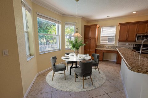 Casa en venta en Port St. Lucie, Florida, 5 dormitorios, 257.53 m2 № 2078377 - foto 9