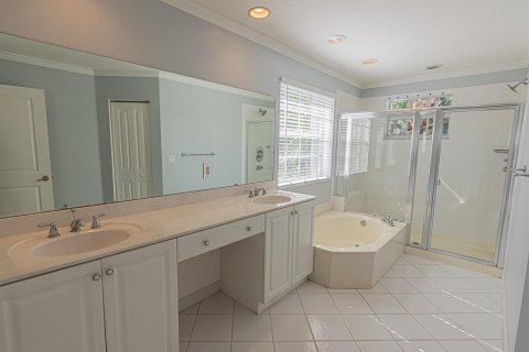 Casa en venta en Port St. Lucie, Florida, 5 dormitorios, 257.53 m2 № 2078377 - foto 15