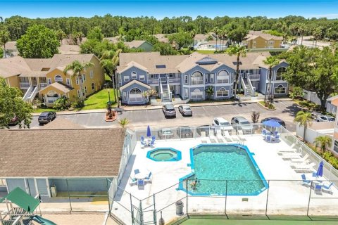 Condo in Kissimmee, Florida, 3 bedrooms  № 2103913 - photo 9