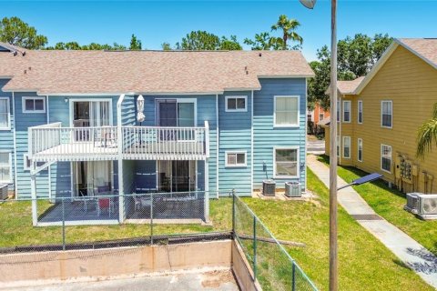 Condo in Kissimmee, Florida, 3 bedrooms  № 2103913 - photo 15