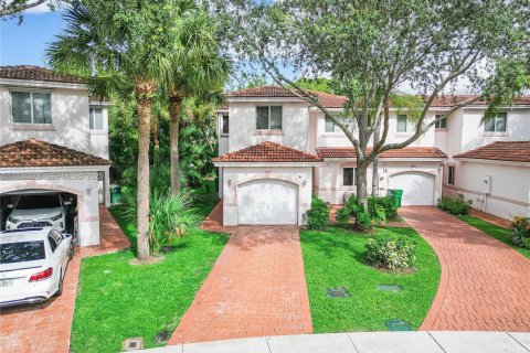 Touwnhouse à vendre à Tamarac, Floride: 3 chambres, 130.43 m2 № 2000161 - photo 4