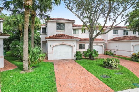 Touwnhouse à vendre à Tamarac, Floride: 3 chambres, 130.43 m2 № 2000161 - photo 6