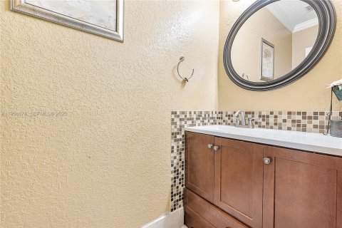 Touwnhouse à vendre à Tamarac, Floride: 3 chambres, 130.43 m2 № 2000161 - photo 25