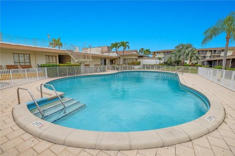 Condo in Miami, Florida, 1 bedroom № 1990056 - photo 20