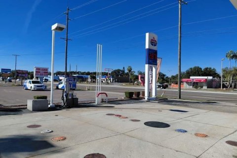 Propiedad comercial en venta en Tampa, Florida, 200.67 m2 № 2337264 - foto 8