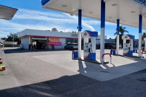 Propiedad comercial en venta en Tampa, Florida, 200.67 m2 № 2337264 - foto 2