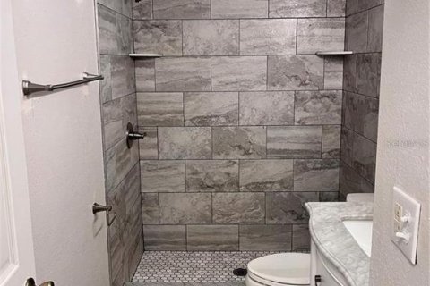 Condominio en alquiler en Tampa, Florida, 3 dormitorios, 151.43 m2 № 2156074 - foto 8