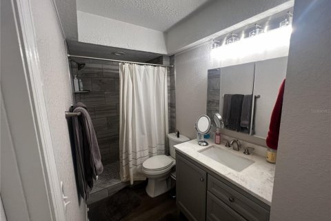 Condominio en alquiler en Tampa, Florida, 3 dormitorios, 151.43 m2 № 2156074 - foto 16