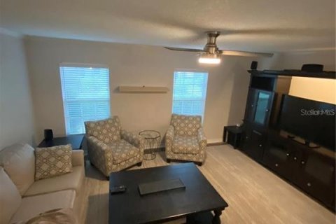 Condominio en alquiler en Tampa, Florida, 3 dormitorios, 151.43 m2 № 2156074 - foto 10