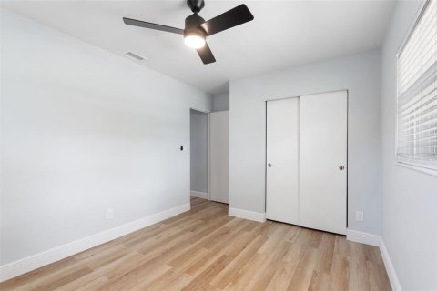 Villa ou maison à louer à Saint Petersburg, Floride: 3 chambres, 114.27 m2 № 2407045 - photo 20