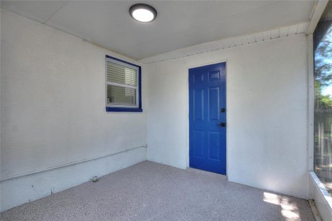 Villa ou maison à louer à Saint Petersburg, Floride: 3 chambres, 114.27 m2 № 2407045 - photo 25