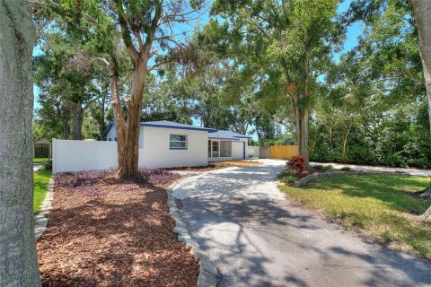 Villa ou maison à louer à Saint Petersburg, Floride: 3 chambres, 114.27 m2 № 2407045 - photo 28