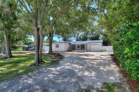 Villa ou maison à Saint Petersburg, Floride 3 chambres, 114.27 m2 № 2407045