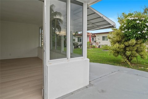 Купить виллу или дом в Тамарак, Флорида 1 комната, 129.32м2, № 2250329 - фото 11
