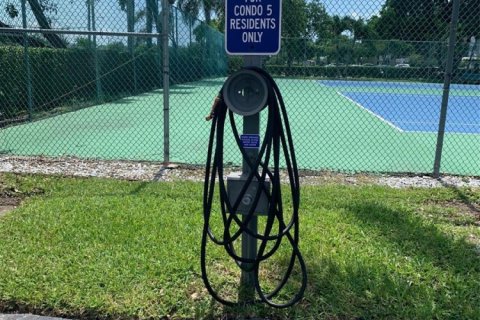 Снять в аренду кондоминиум в Помпано-Бич, Флорида 2 спальни, 76.64м2, № 2018065 - фото 25