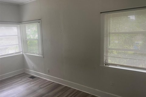 House in Mulberry, Florida 4 bedrooms, 189.99 sq.m. № 1854576 - photo 28