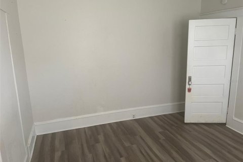 House in Mulberry, Florida 4 bedrooms, 189.99 sq.m. № 1854576 - photo 21