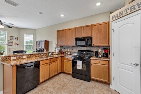 Casa en venta en Leesburg, Florida, 3 dormitorios, 212.47 m2 № 1902701 - foto 11