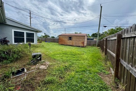 Villa ou maison à vendre à North Port, Floride: 2 chambres, 98.85 m2 № 1913223 - photo 28