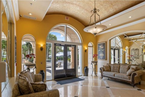 Condo in West Palm Beach, Florida, 2 bedrooms  № 2088025 - photo 16