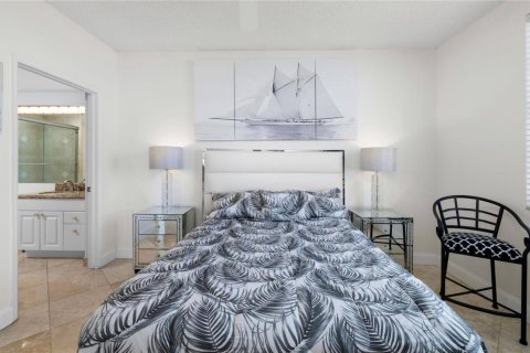 Condo in West Palm Beach, Florida, 2 bedrooms  № 2088025 - photo 30